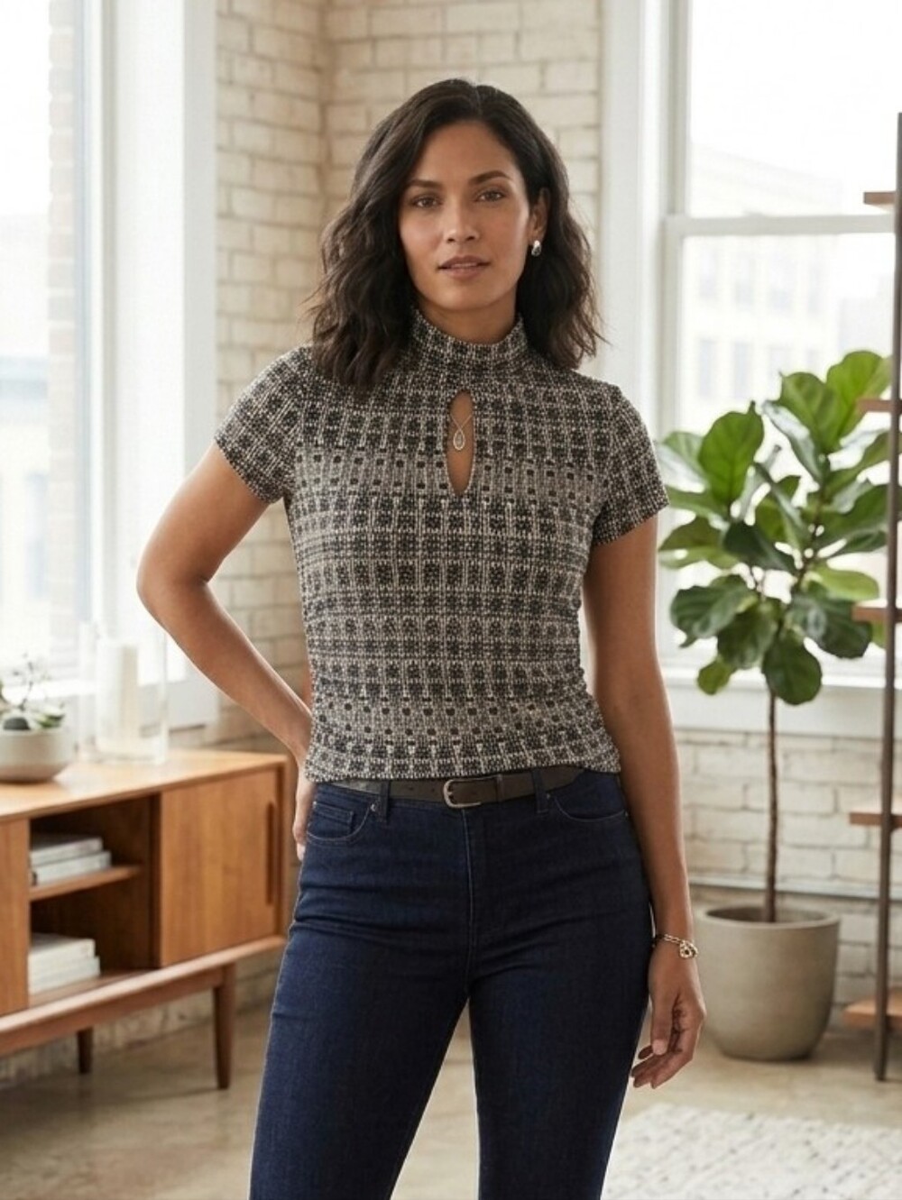 New York & Co. Black and Light Pink Patterned Short-Sleeve Top